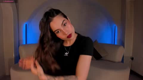 Marianne  online show from 11-26-25, 01:50