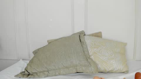 Maria Pettit online show from 01-11-25, 12:18