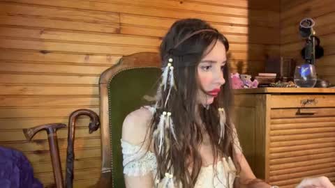 Marie online show from 02-27-26, 04:40