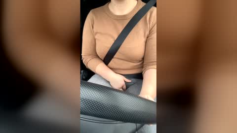 marie_liza95 online show from 12-17-25, 09:26