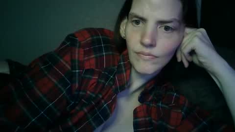 Snapshot of mariejojo chatting on 12-04-25, 01:53 Mariejojo online show from 12-04-25, 01:53