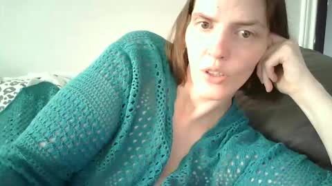 Snapshot of mariejojo chatting on 12-14-25, 04:34 Mariejojo online show from 12-14-25, 04:34