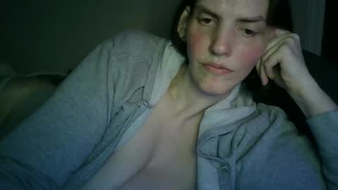 Snapshot of mariejojo chatting on 12-15-25, 05:34 Mariejojo online show from 12-15-25, 05:34