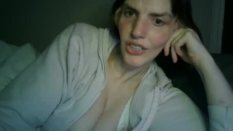 Snapshot of mariejojo chatting on 12-22-25, 03:47 Mariejojo online show from 12-22-25, 03:47