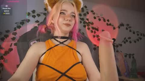 Mariel Gold online show from 10-06-25, 05:38