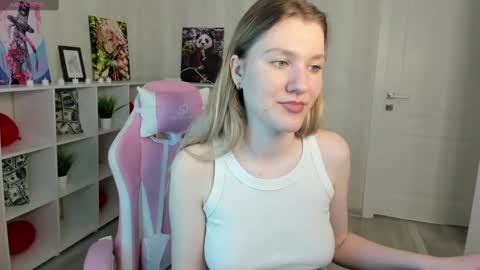 Snapshot of mariel_brown chatting on 03-12-25, 11:42 mariel_brown online show from 03-12-25, 11:42