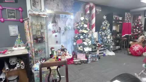 Snapshot of mariewaters chatting on 12-16-24, 04:38 Marie Ann Waters online show from 12-16-24, 04:38