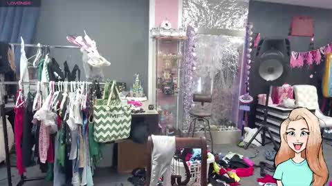 Snapshot of mariewaters chatting on 01-22-25, 04:12 Marie Ann Waters online show from 01-22-25, 04:12