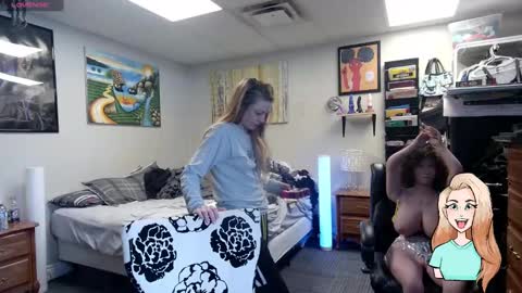 Snapshot of mariewaters chatting on 02-07-25, 06:02 Marie Ann Waters online show from 02-07-25, 06:02