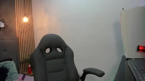 mariiajose_cruz online show from 02-19-26, 11:39