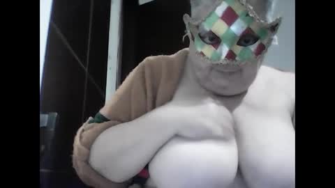 marilu64 online show from 12-12-24, 09:04