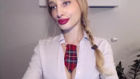 Snapshot of marilyndevilish chatting on 01-22-25, 03:40 MarilynDevilish online show from 01-22-25, 03:40