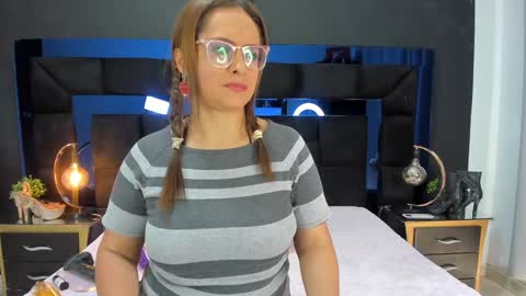 Marilyn Vega online show from 01-21-25, 08:21