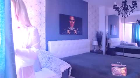 Mary Mais online show from 03-05-25, 07:16