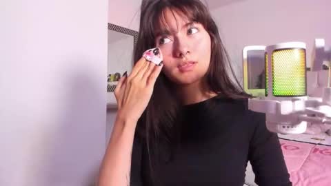 Marin kitoko online show from 10-25-25, 10:15