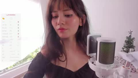 Marin kitoko online show from 12-22-25, 09:01