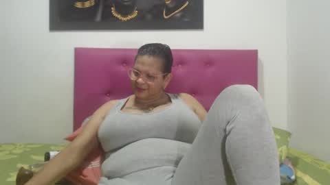 Marina  online show from 09-10-25, 12:21