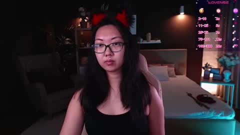 Snapshot of marine_vact chatting on 10-15-25, 02:39 Marine  online show from 10-15-25, 02:39