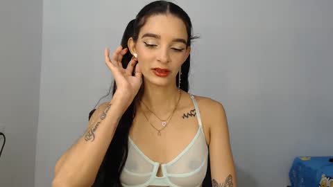 Snapshot of mariza_hot01 chatting on 09-10-25, 09:59 Conejita online show from 09-10-25, 09:59