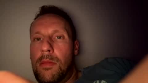 Snapshot of mark__39 chatting on 10-24-25, 09:00 Mark online show from 10-24-25, 09:00