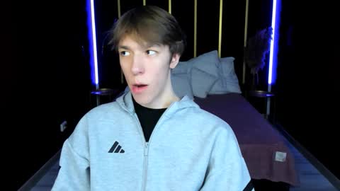 Mark online show from 03-06-26, 04:03