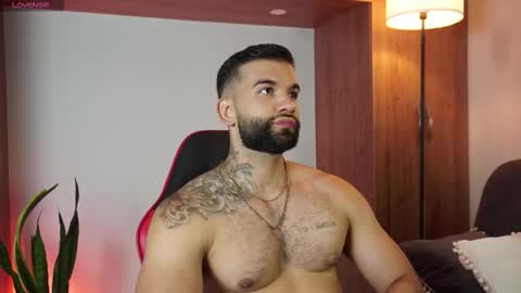 Mark online show from 11-24-25, 12:10