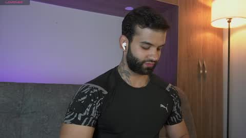 Mark online show from 04-09-26, 01:05