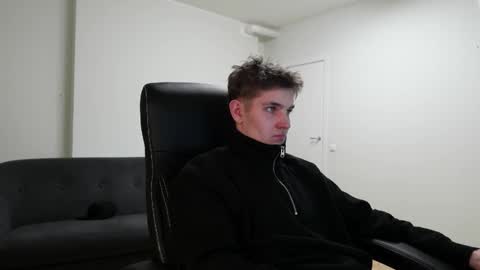 Snapshot of mark_karson chatting on 12-16-25, 07:24 MARK KARSON online show from 12-16-25, 07:24