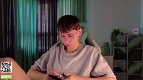 Mark online show from 11-16-25, 03:23