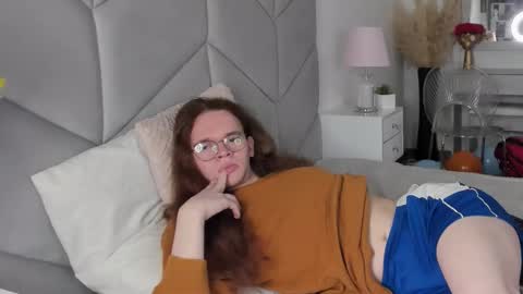 Mark online show from 10-08-25, 05:38