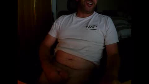 Snapshot of markoboy34 chatting on 12-18-24, 01:23 Matt Kung online show from 12-18-24, 01:23