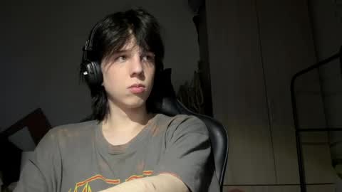 Mark online show from 04-17-26, 05:27