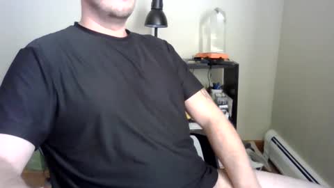 Snapshot of markus27252 chatting on 02-26-25, 09:16 markus27252 online show from 02-26-25, 09:16