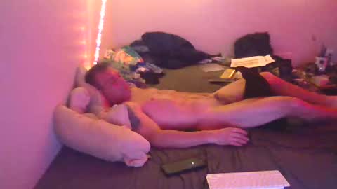 Snapshot of markymark101825061 chatting on 01-08-25, 10:27 markymark101825061 online show from 01-08-25, 10:27