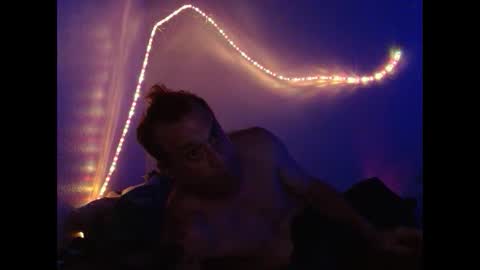 Snapshot of markymark101825061 chatting on 02-09-25, 01:35 markymark101825061 online show from 02-09-25, 01:35