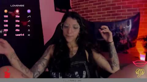 Snapshot of marllena chatting on 09-28-25, 01:38 mar online show from 09-28-25, 01:38