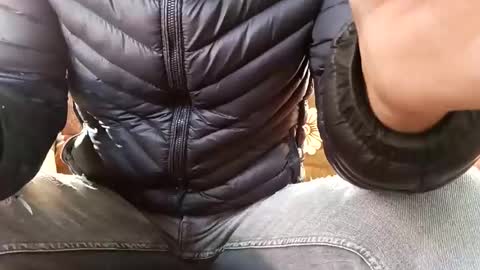 Snapshot of marocreda33 chatting on 01-18-25, 10:17 marocreda33 online show from 01-18-25, 10:17