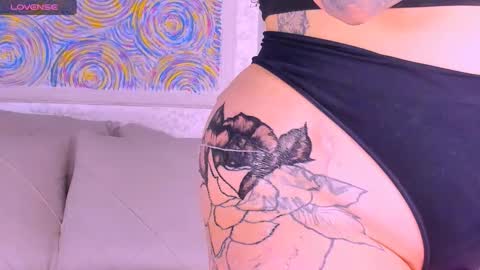 Mari online show from 09-27-25, 06:29