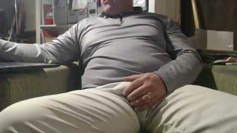 only fans marrieddad19751975 online show from 02-25-25, 06:36