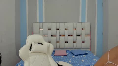 Snapshot of marsmith1 chatting on 11-04-25, 04:44 Mar Smith online show from 11-04-25, 04:44