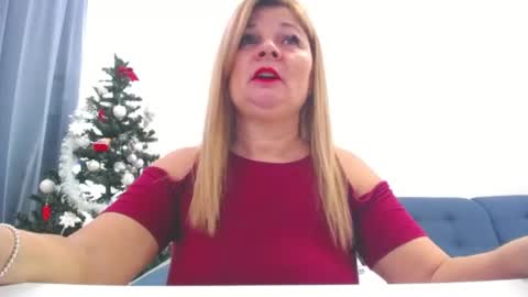 Snapshot of marthanollan chatting on 01-01-25, 08:35 Martha online show from 01-01-25, 08:35