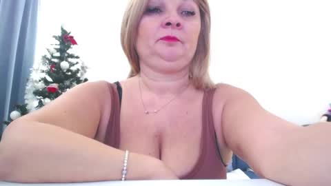 Snapshot of marthanollan chatting on 01-07-25, 08:56 Martha online show from 01-07-25, 08:56