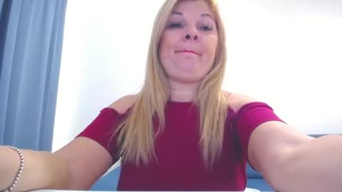 Snapshot of marthanollan chatting on 02-10-25, 06:42 Martha online show from 02-10-25, 06:42