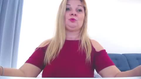 Snapshot of marthanollan chatting on 03-10-25, 08:26 Martha online show from 03-10-25, 08:26