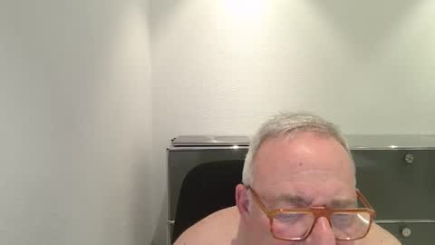 martin_1947 online show from 12-02-25, 10:38