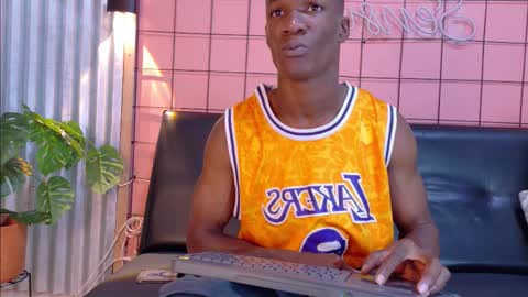 Martin online show from 10-21-25, 01:17