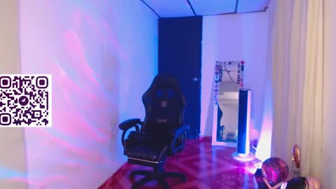 mari online show from 02-06-25, 01:27