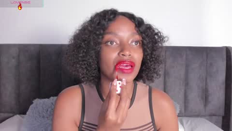 Laura online show from 02-07-25, 11:24