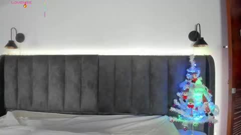 Laura online show from 11-23-25, 07:57