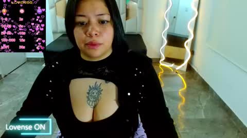 Snapshot of martina_tay chatting on 02-15-25, 03:20 Hey im martina online show from 02-15-25, 03:20